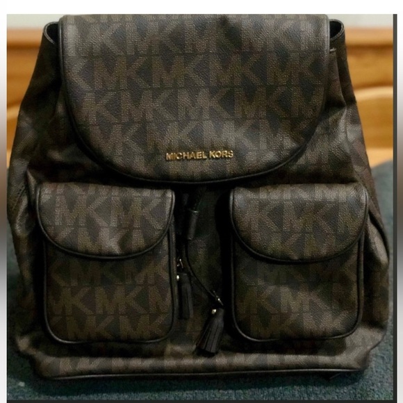 Michael Kors Logo Backpack - Picture 3 of 16